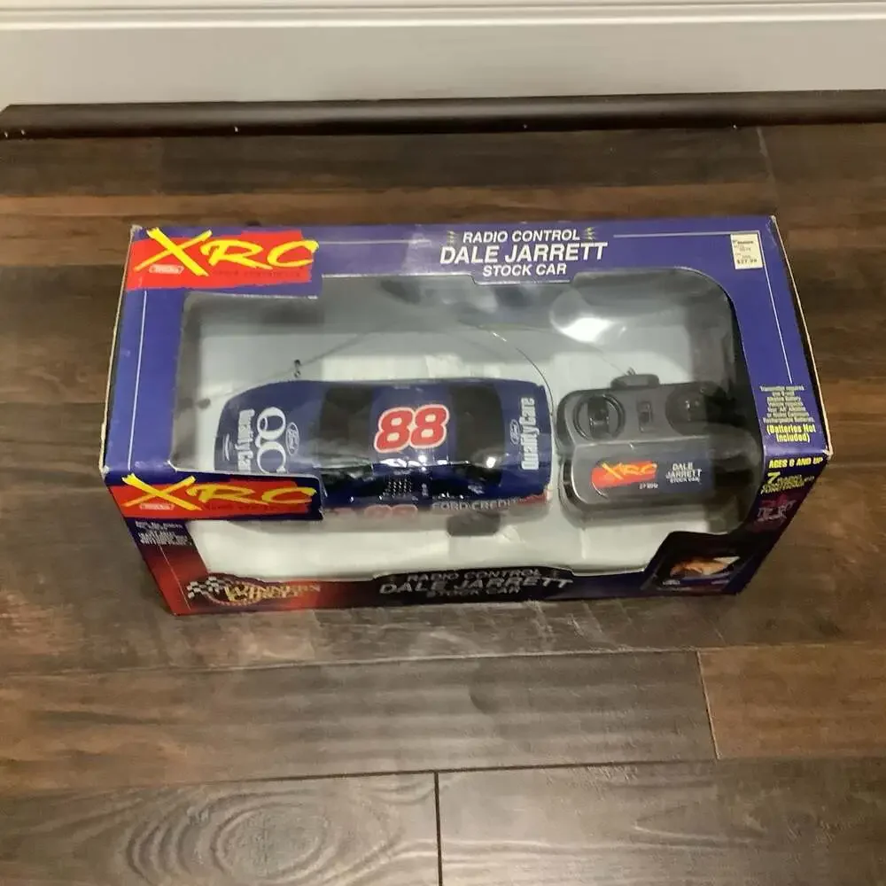 Tonka XRC Winner's Circle Dale Jarrett‎ 88 Ford Quality Care Radio Controled Car